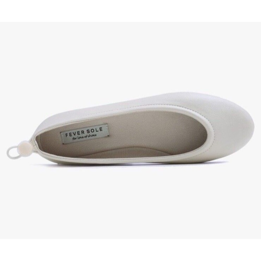 FEVERSOLE Women Size 7 Shoes Soft Cushion Beige Elastic Adjustable Ballet - Picture 9 of 10